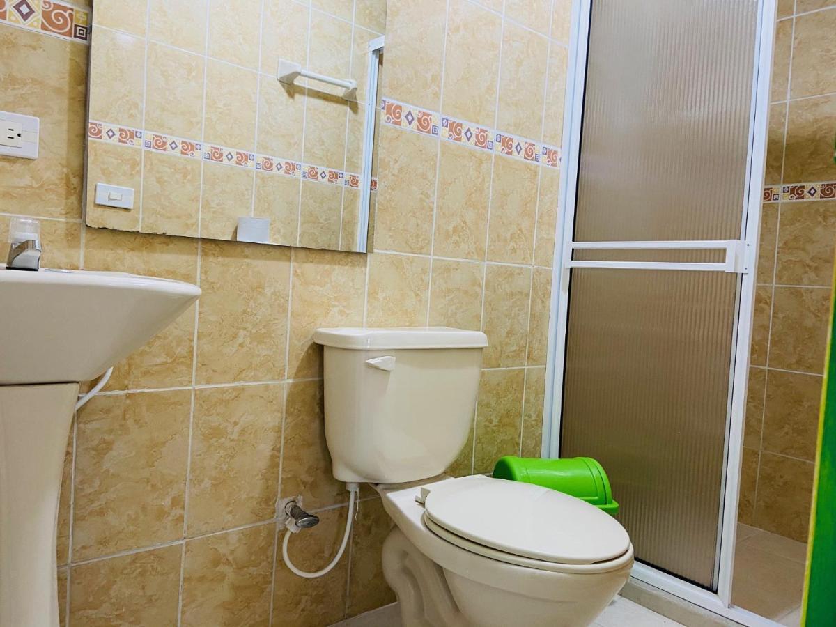 Casa Hostal Las Palmeras Guatapé 외부 사진